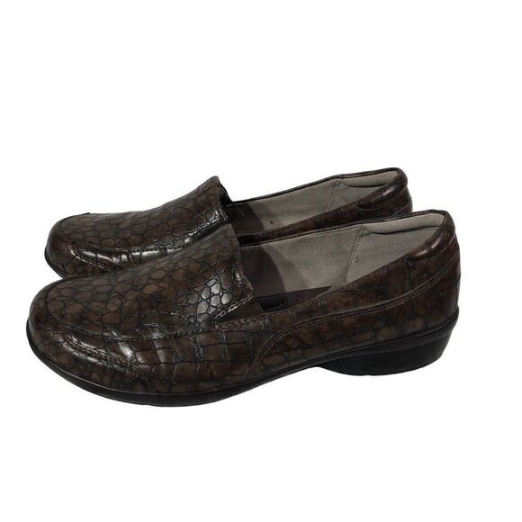 Naturalizer Women's Crocodile Print Slip on Loafers Size 9W - Picture 7 of 11